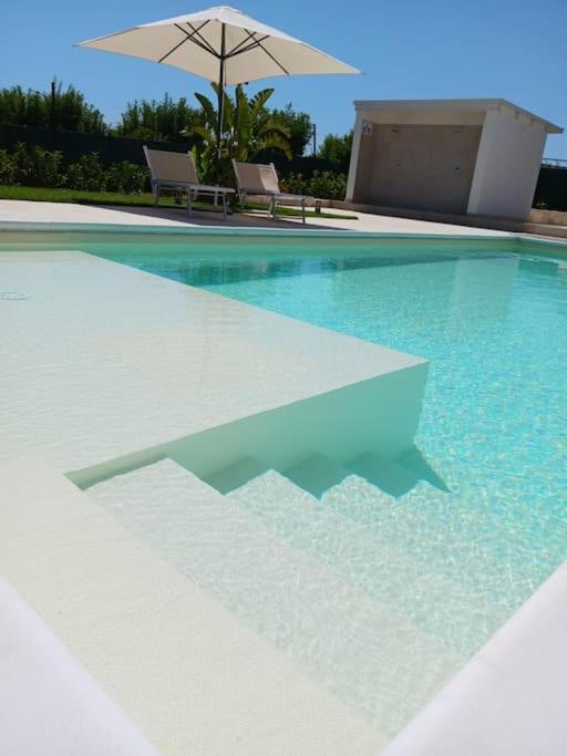 Malia Holiday Villa 孔韦尔萨诺 外观 照片