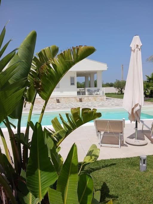 Malia Holiday Villa 孔韦尔萨诺 外观 照片