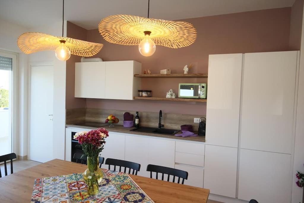 Malia Holiday Villa 孔韦尔萨诺 外观 照片