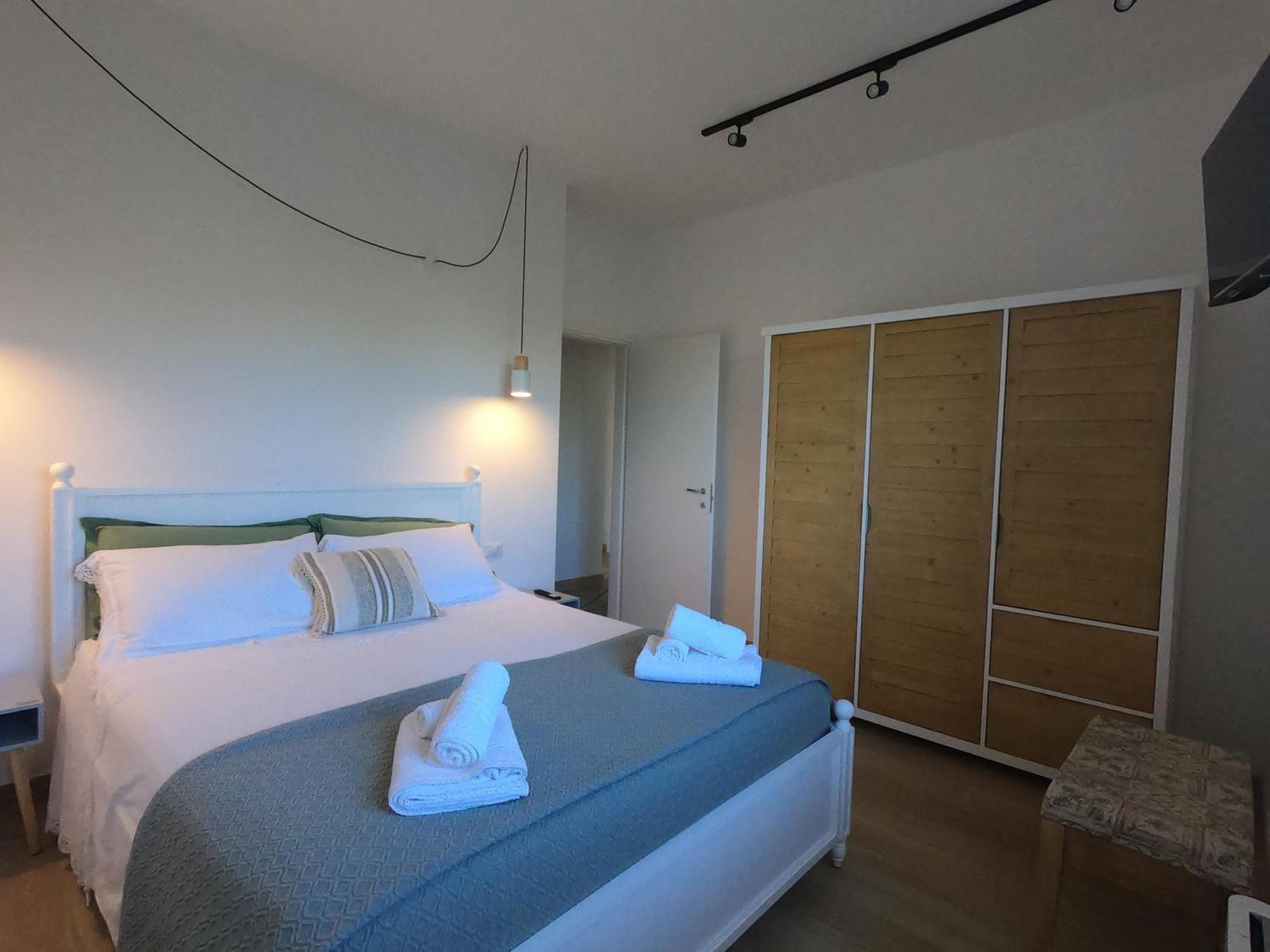 Malia Holiday Villa 孔韦尔萨诺 外观 照片
