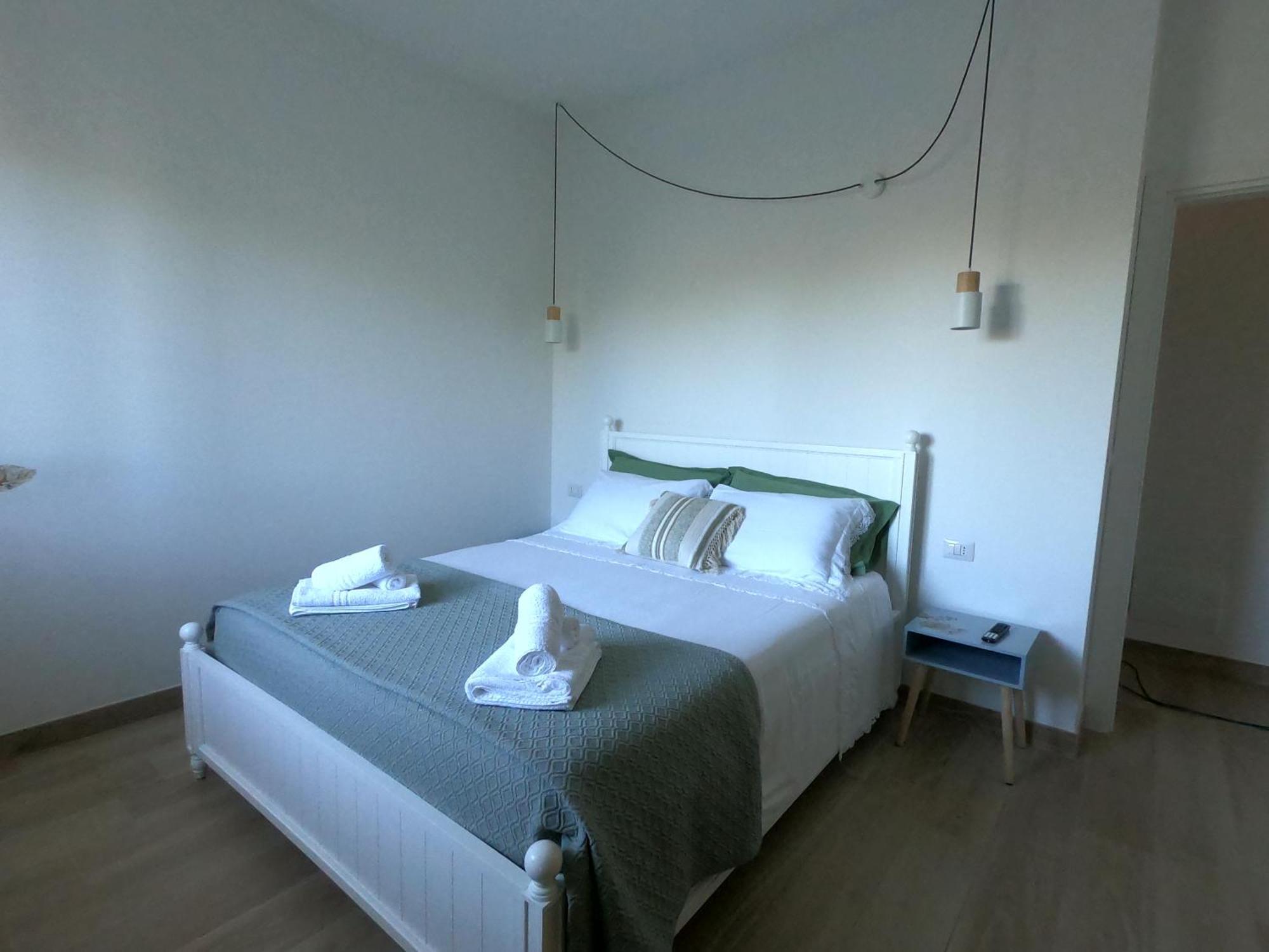 Malia Holiday Villa 孔韦尔萨诺 外观 照片